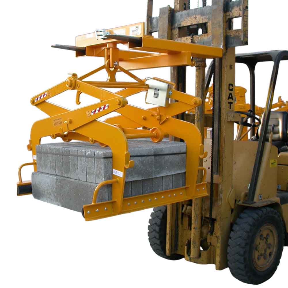Type 889 block and slab scissor grab lifting blocks on a crane