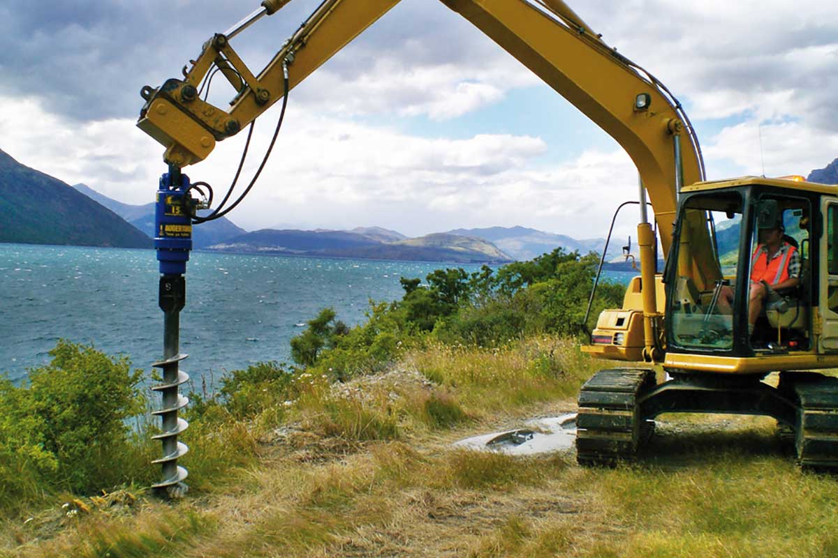 Auger Torque S5 auger for 4.5–8 tonne excavators
