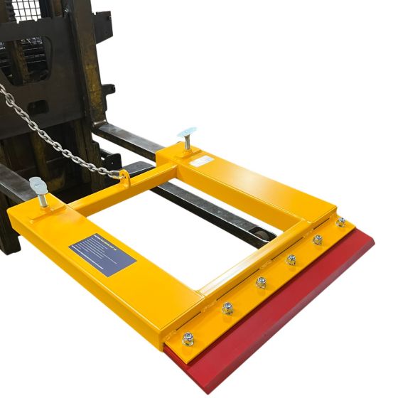 Forklift floor scraper with 800mm blade